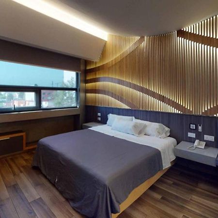 Hotel Patriotismo مدينة مكسيكو المظهر الخارجي الصورة